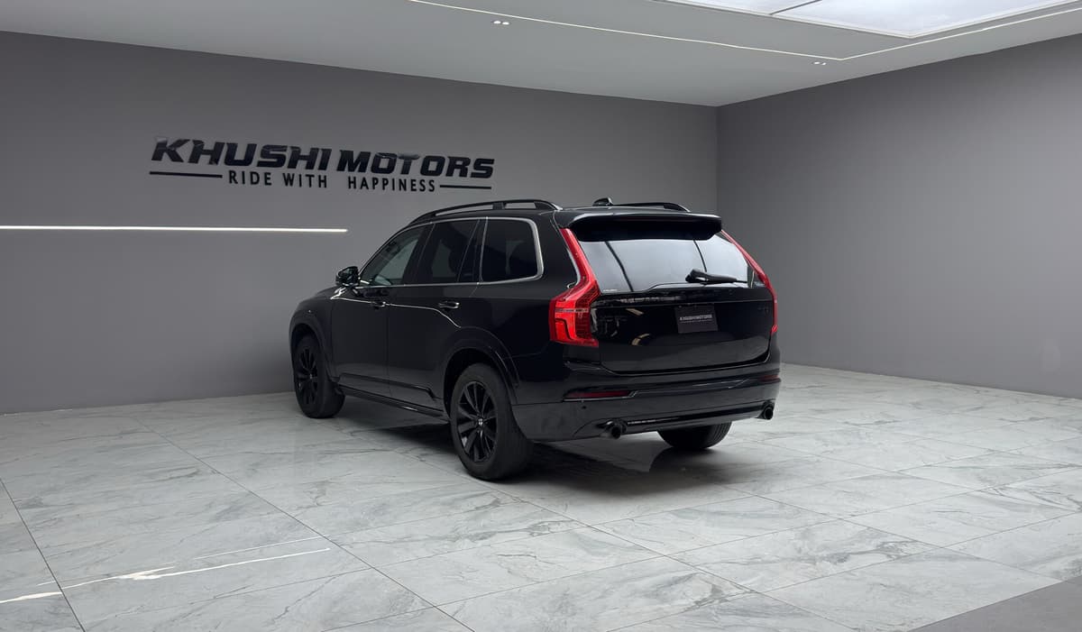 2018 Volvo XC90 T5 Momentum image-23