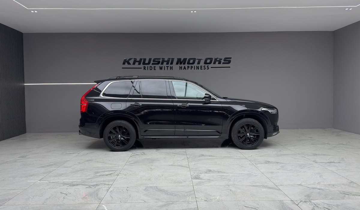 2018 Volvo XC90 T5 Momentum image-26