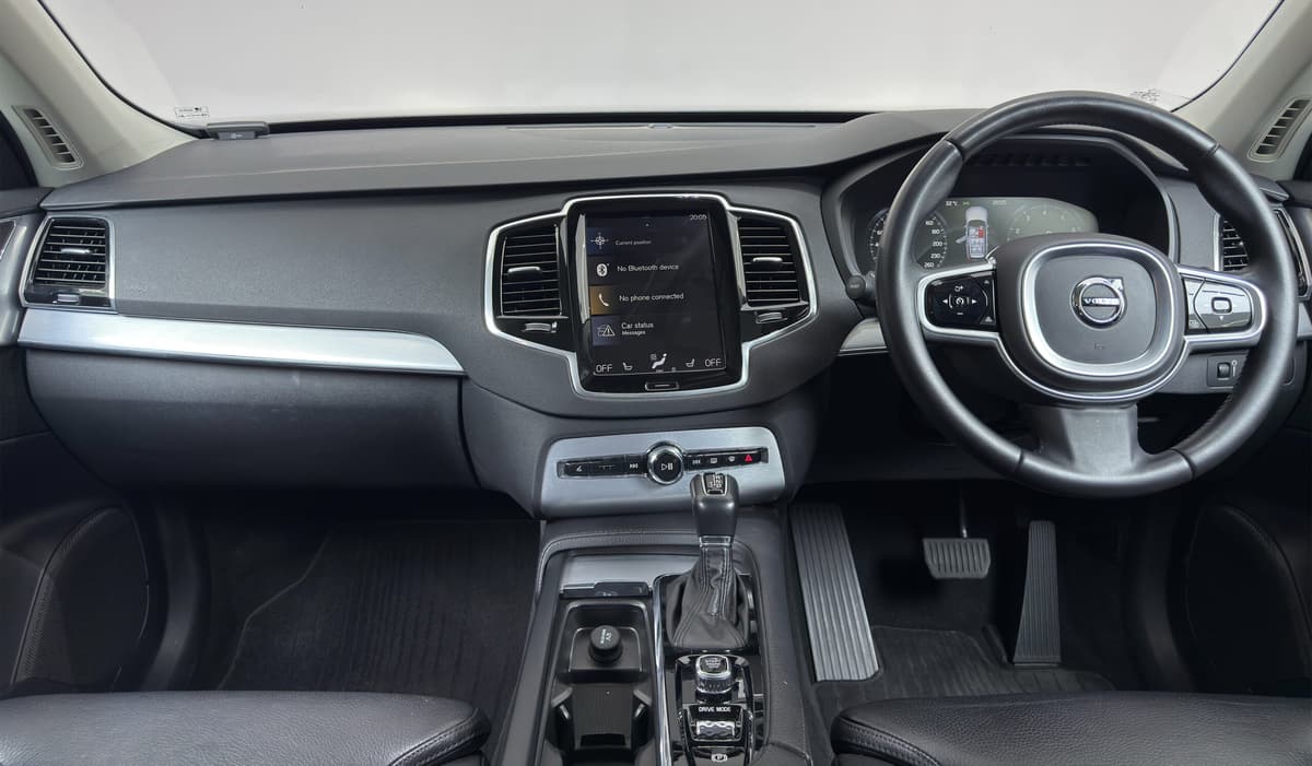 2018 Volvo XC90 T5 Momentum image-27