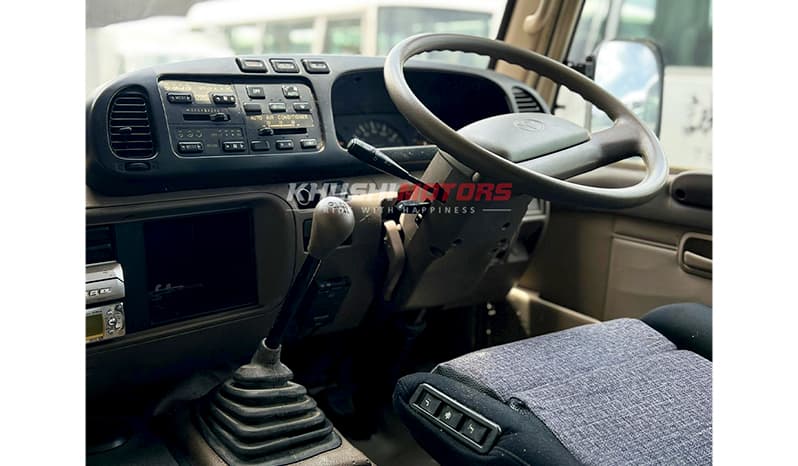 1997 Toyota Coaster image-8