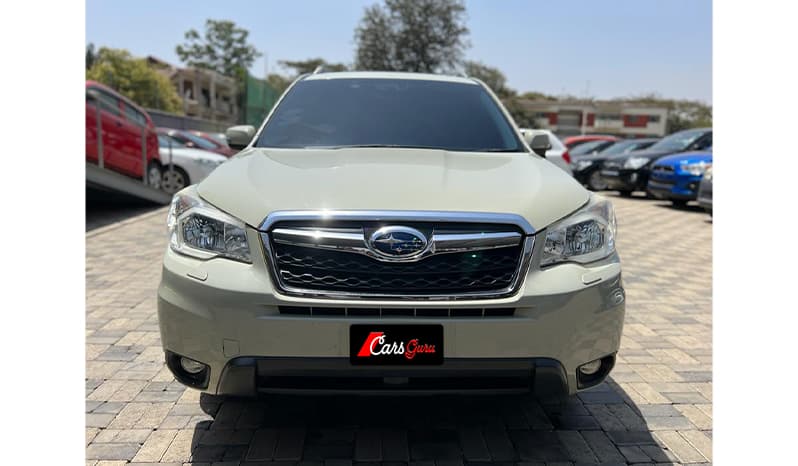 2015 Subaru Forester image-1