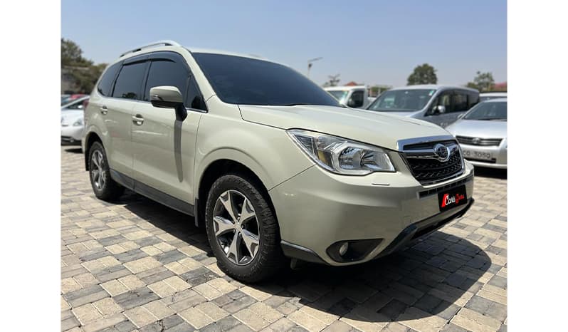 2015 Subaru Forester image-3