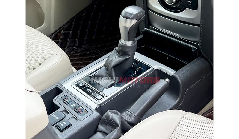 2018 Toyota Land Cruiser Prado Kakadu image-3