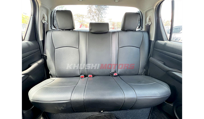 2018 Toyota Hilux image-7