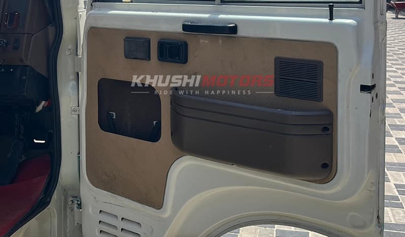 1992 Nissan Civilian Bus image-8