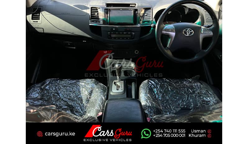 2015 Toyota Fortuner V image-5