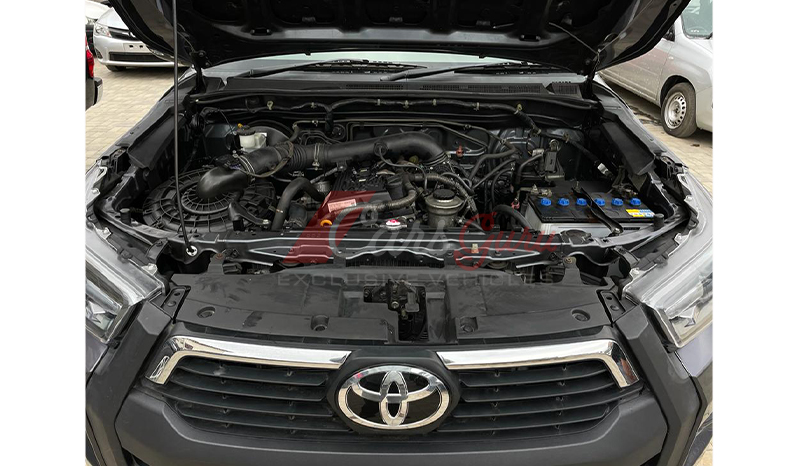 2016 Toyota Hilux image-11