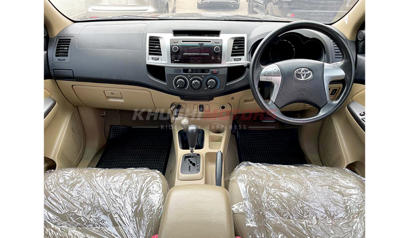 2016 Toyota Hilux image-15