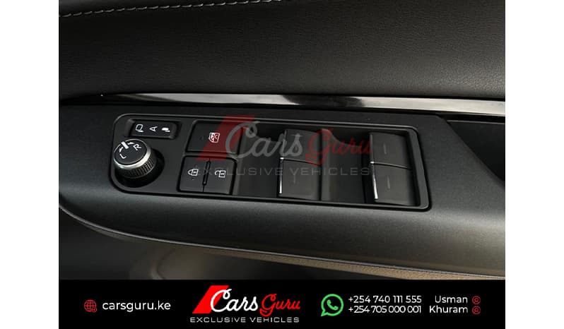 2020 Toyota Harrier image-8