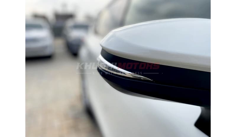 2020 Toyota Harrier image-19