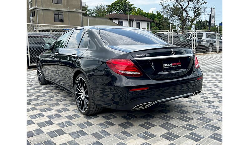 2017 Mercedes-Benz E43 image-9