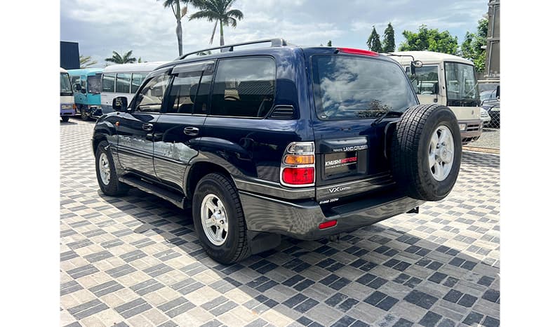 1998 Toyota Land Cruiser image-9