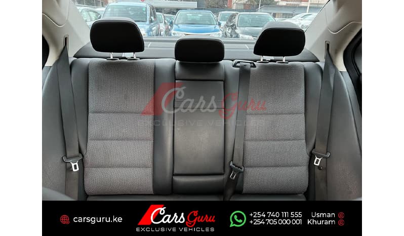 2014 Mercedes-Benz C-Class C180 image-9