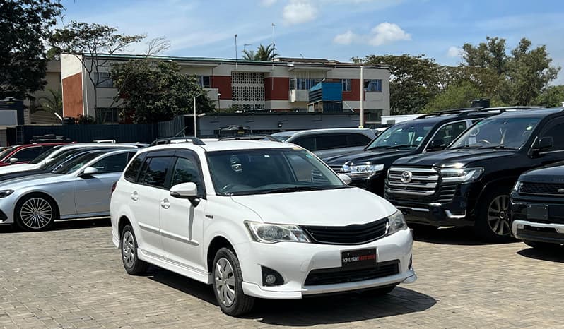 2014 Toyota Fielder Aero Tourer HYB G image-1