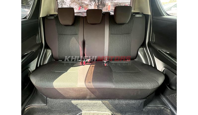 2015 Suzuki Swift XG image-7