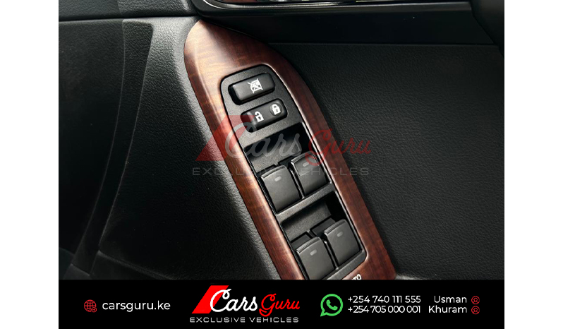 2015 Toyota Land Cruiser Prado TZ image-17