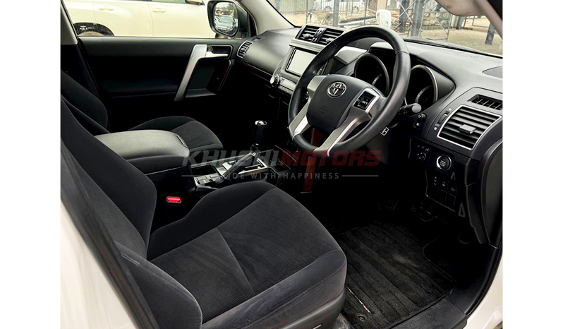 2015 Toyota Land Cruiser Prado TZ image-25