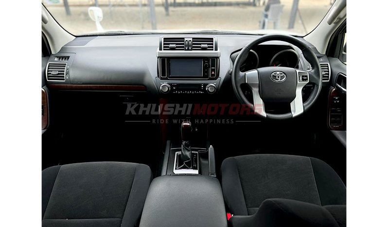 2015 Toyota Land Cruiser Prado TZ image-26