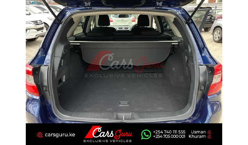 2015 Subaru Outback Base image-10