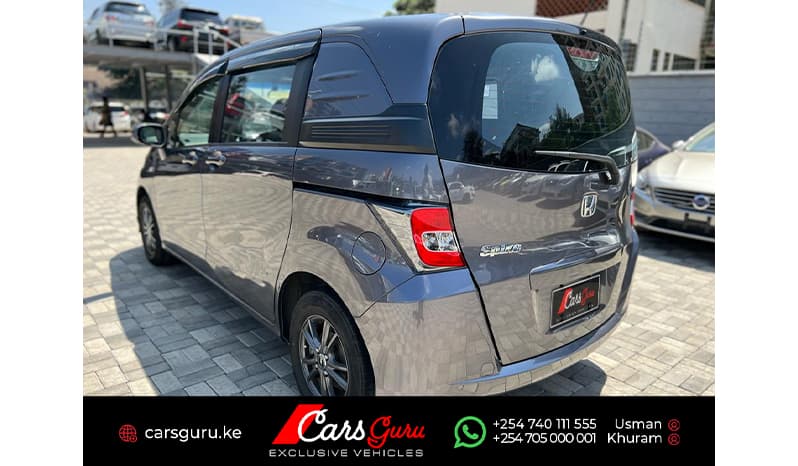 2015 Honda Freed Spike G image-13