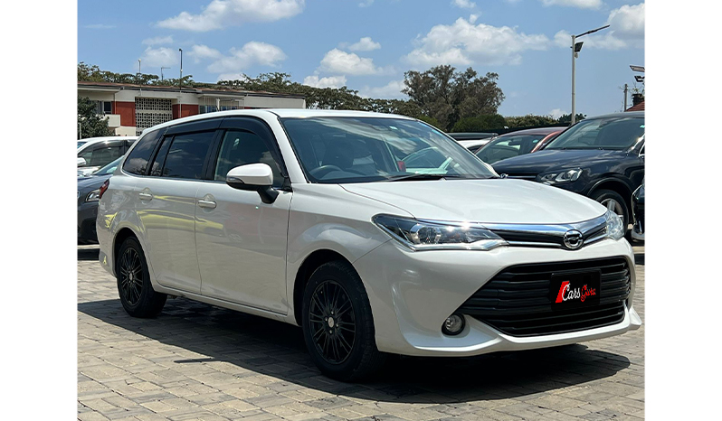 2015 Toyota Fielder G image-3