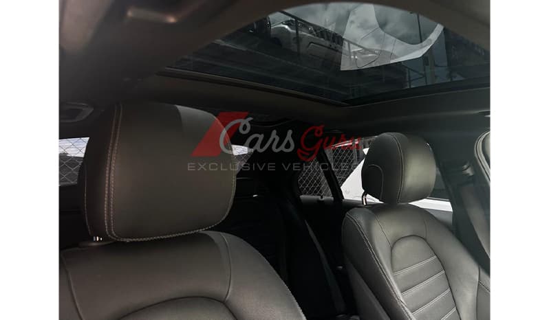 2015 Mercedes-Benz C-Class C200 image-6