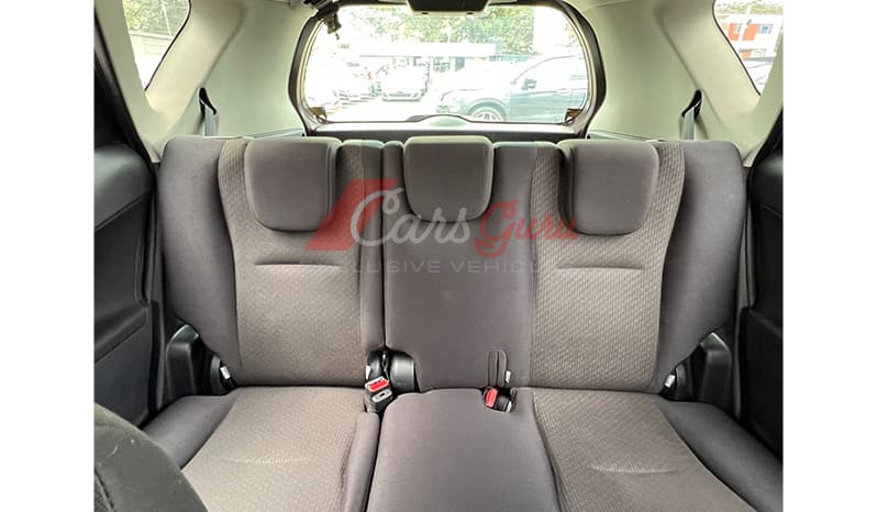 2015 Toyota Ractis G image-9