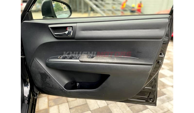 2015 Toyota Fielder Hybrid G image-28