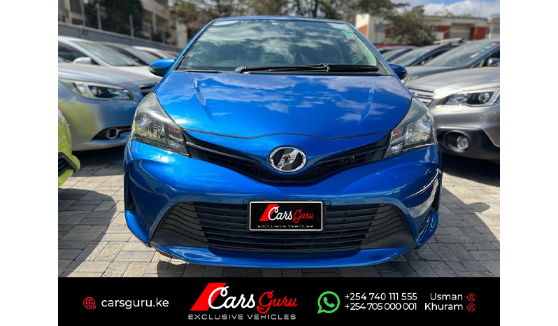 2015 Toyota Vitz image-1