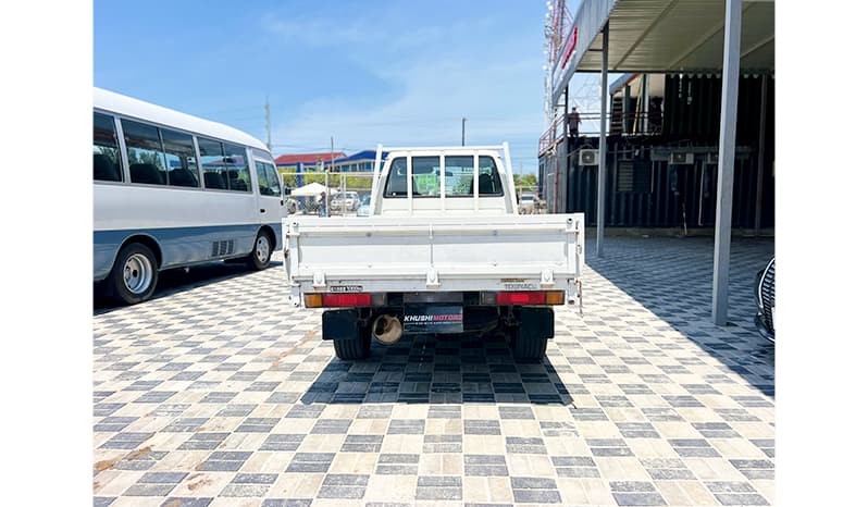 2002 Toyota Townace image-7