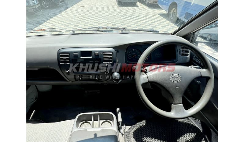 2002 Toyota Townace image-9