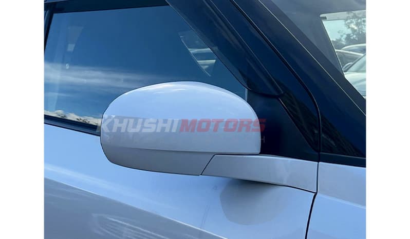 2015 Suzuki Swift XG image-5