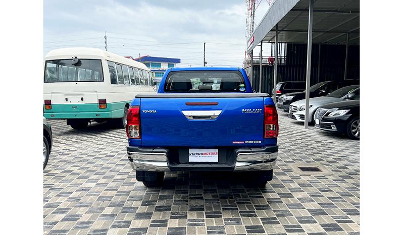 2019 Toyota Hilux image-13