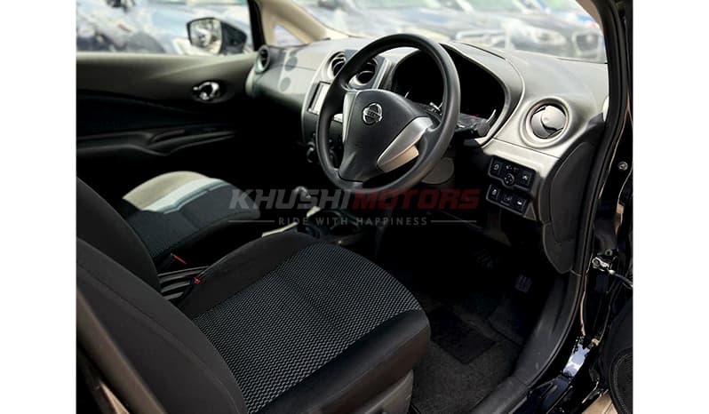 2015 Nissan Note Safety XV SEL image-15