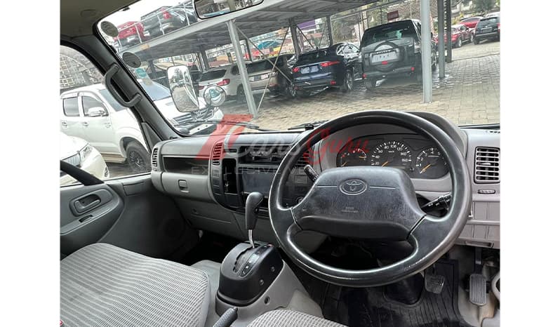 2015 Toyota Toyoace Long image-7
