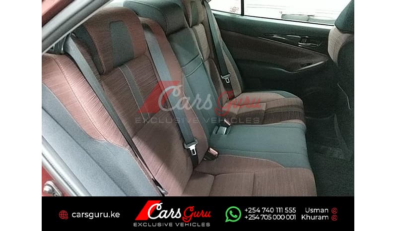2015 Toyota Crown Athelete image-6