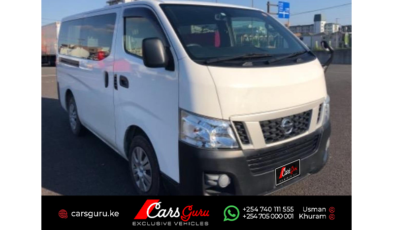 2015 Toyota Caravan Van image-1