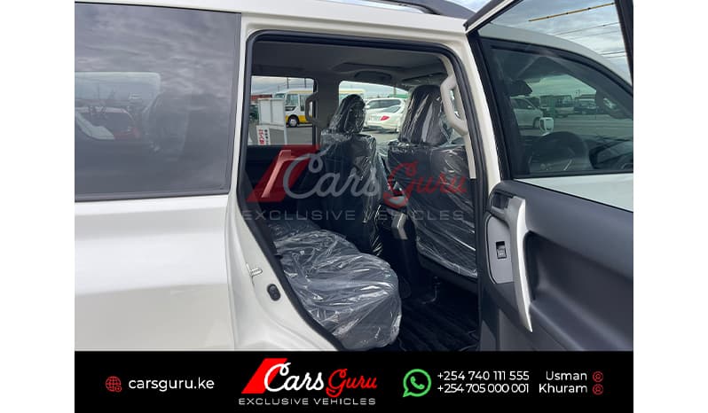 2022 Toyota Land Cruiser Prado TX-L image-7