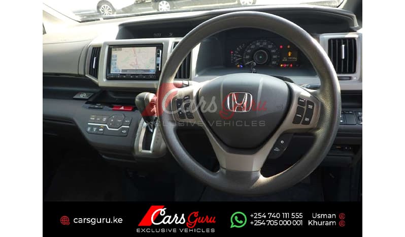 2015 Honda Step Wagon GE Selection image-6