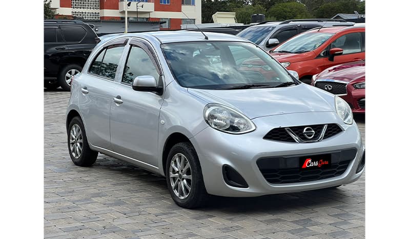 2015 Nissan March Base image-4