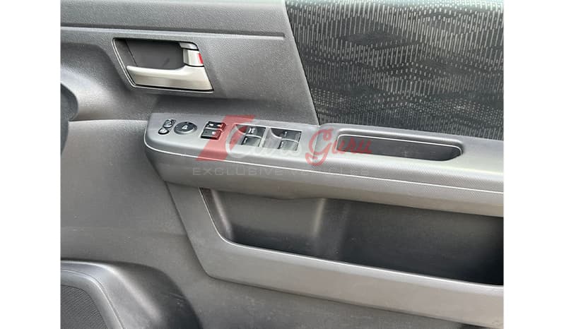 2015 Honda Step Wagon G Comfort Selection image-14