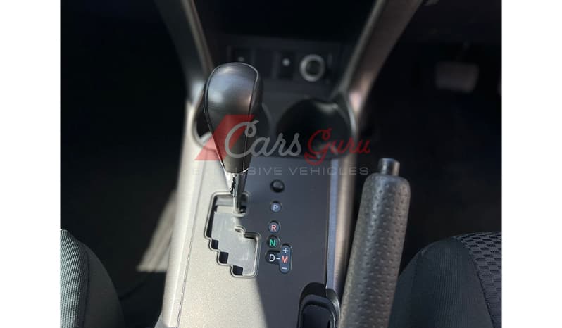 2016 Toyota RAV4 Style image-18