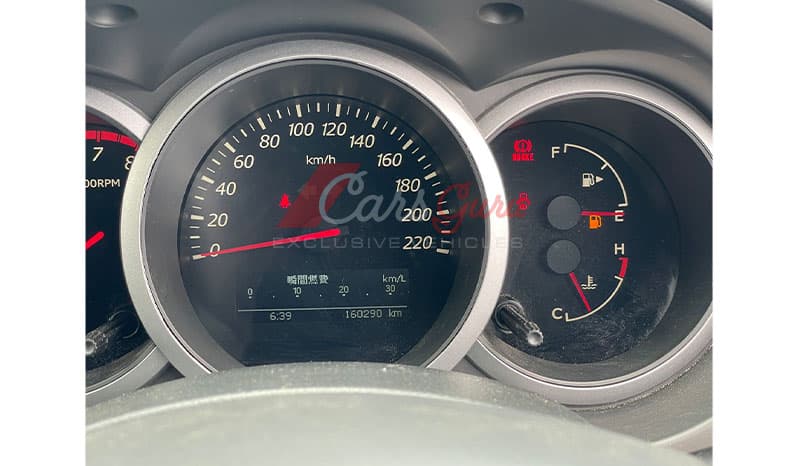 2015 Suzuki Escudo XG image-10