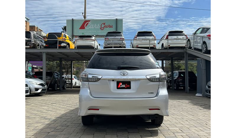 2016 Toyota Wish S image-5