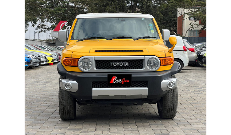 2016 Toyota Fj Cruiser Color Package image-1