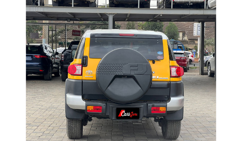 2016 Toyota Fj Cruiser Color Package image-2