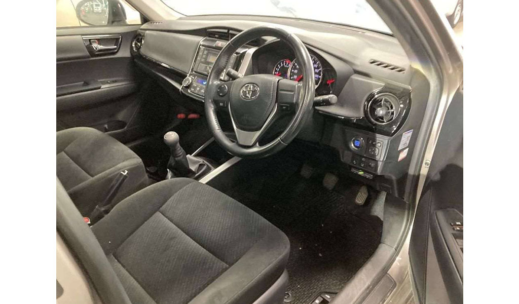 2018 Toyota Corolla Axio G image-3