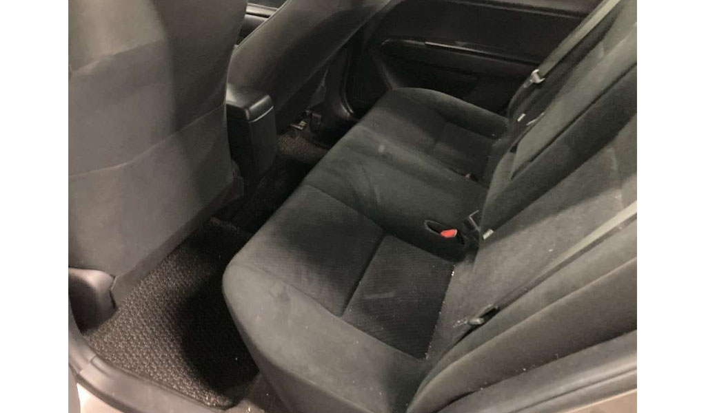 2018 Toyota Corolla Axio G image-5