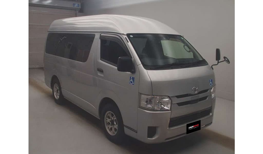 2018 Toyota Regius Van Wheel Chair Equipped image-1
