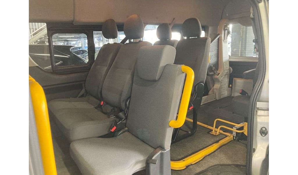 2018 Toyota Regius Van Wheel Chair Equipped image-7